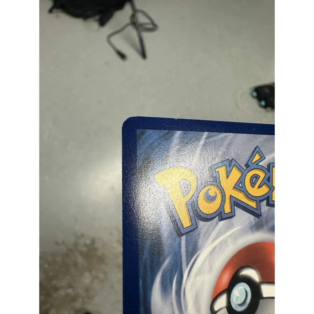 Victini Reverse Holo - 036/264 MISCUT ERROR ALIGNMENT DOT Pokemon Cards 2021 NM - Picture 14 of 15